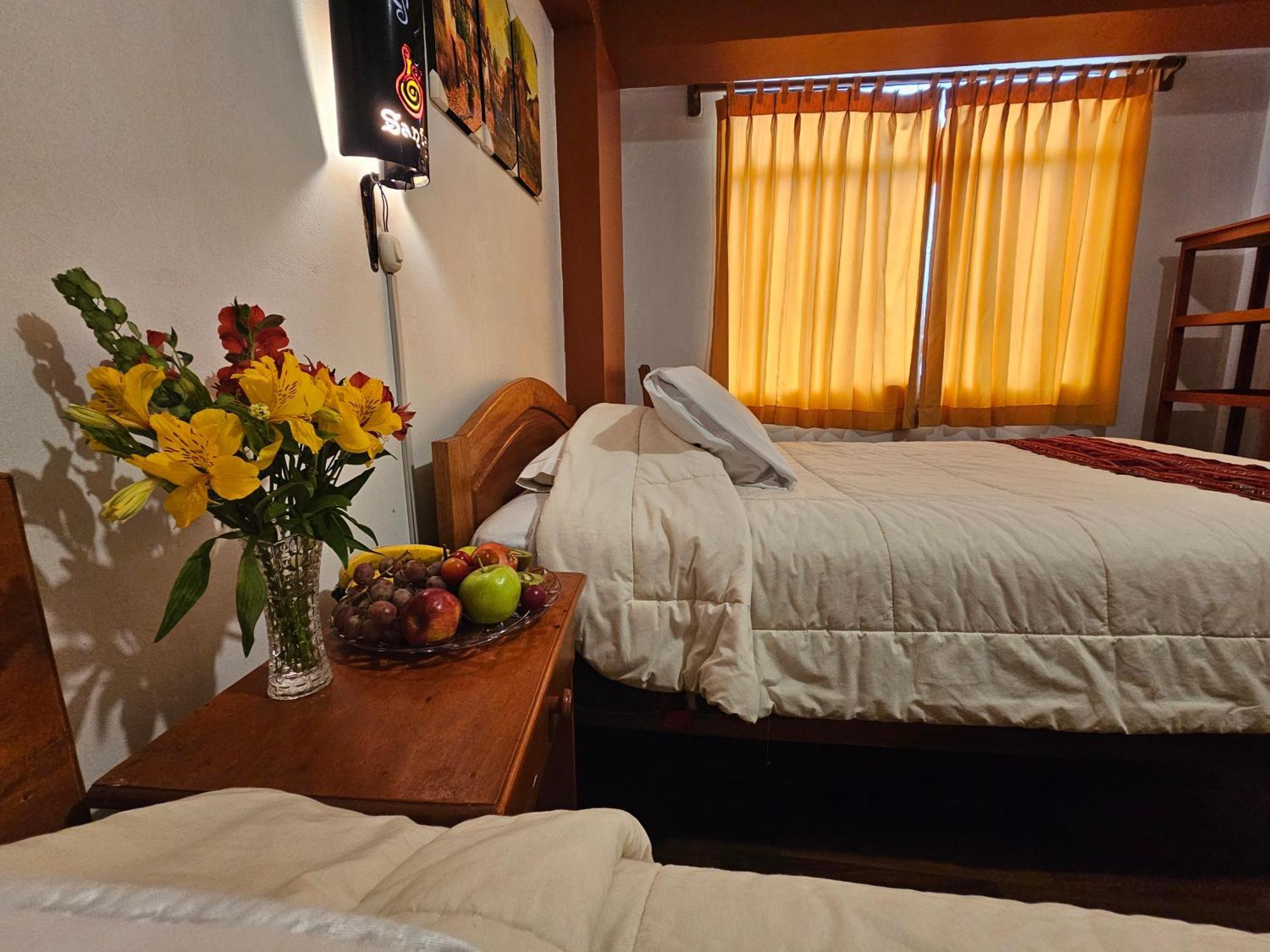 Hostal Con Vista A La Ciudad Santa Ana Куско Экстерьер фото